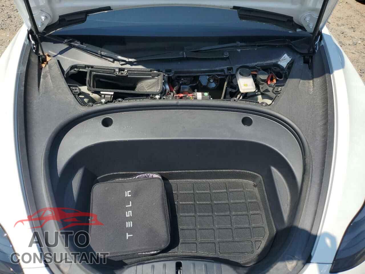 TESLA MODEL 3 2023 - 5YJ3E1EA6PF566777