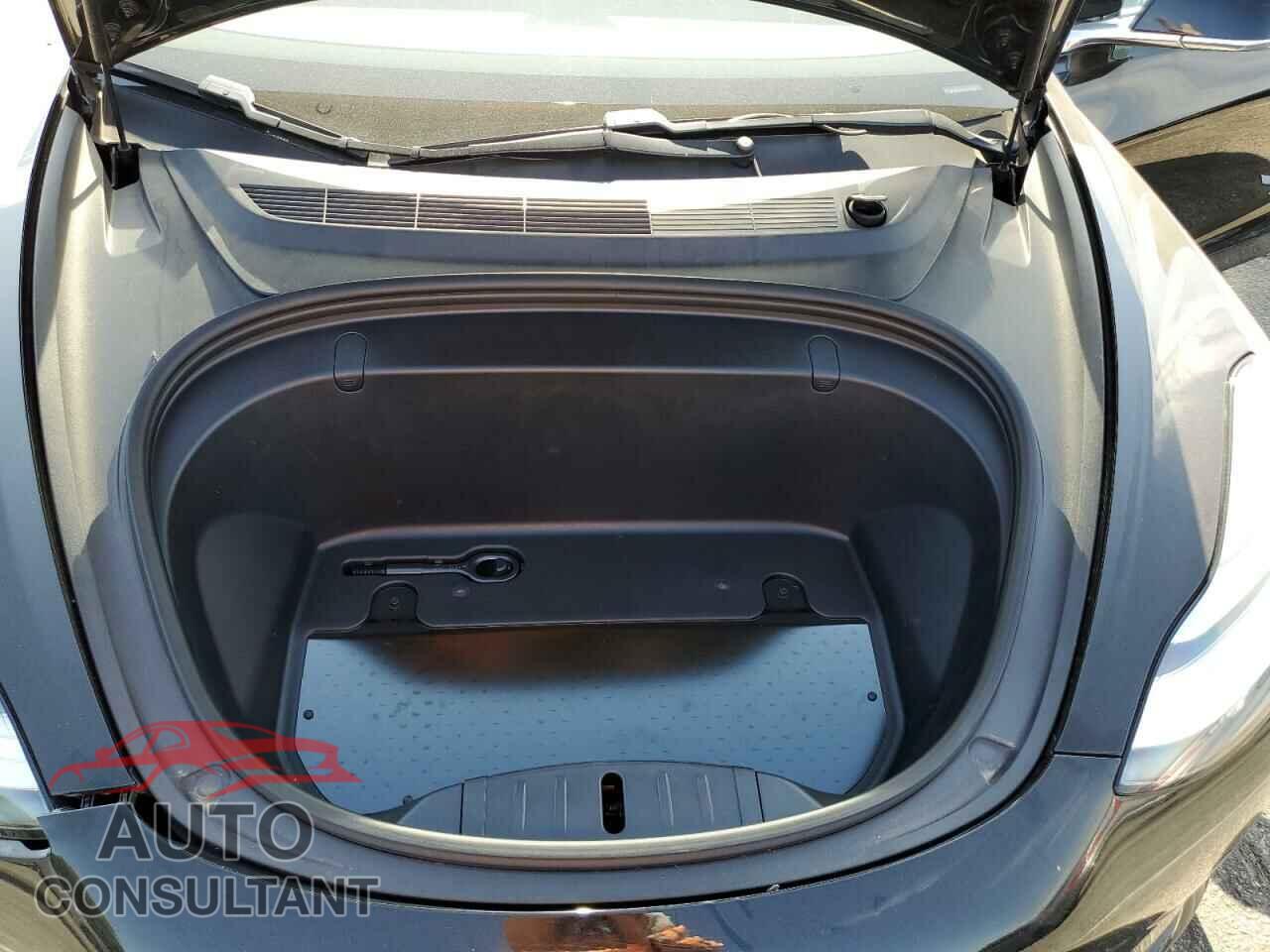 TESLA MODEL 3 2019 - 5YJ3E1EA2KF310712