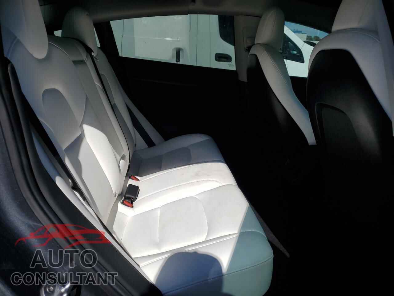 TESLA MODEL 3 2022 - 5YJ3E1EB6NF237728