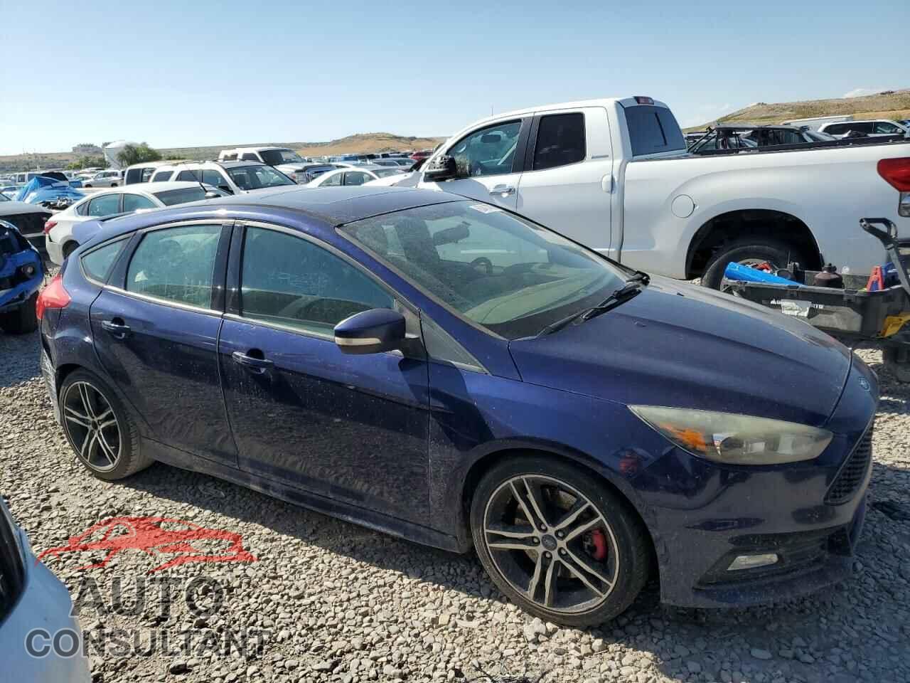 FORD FOCUS 2017 - 1FADP3L98HL230507