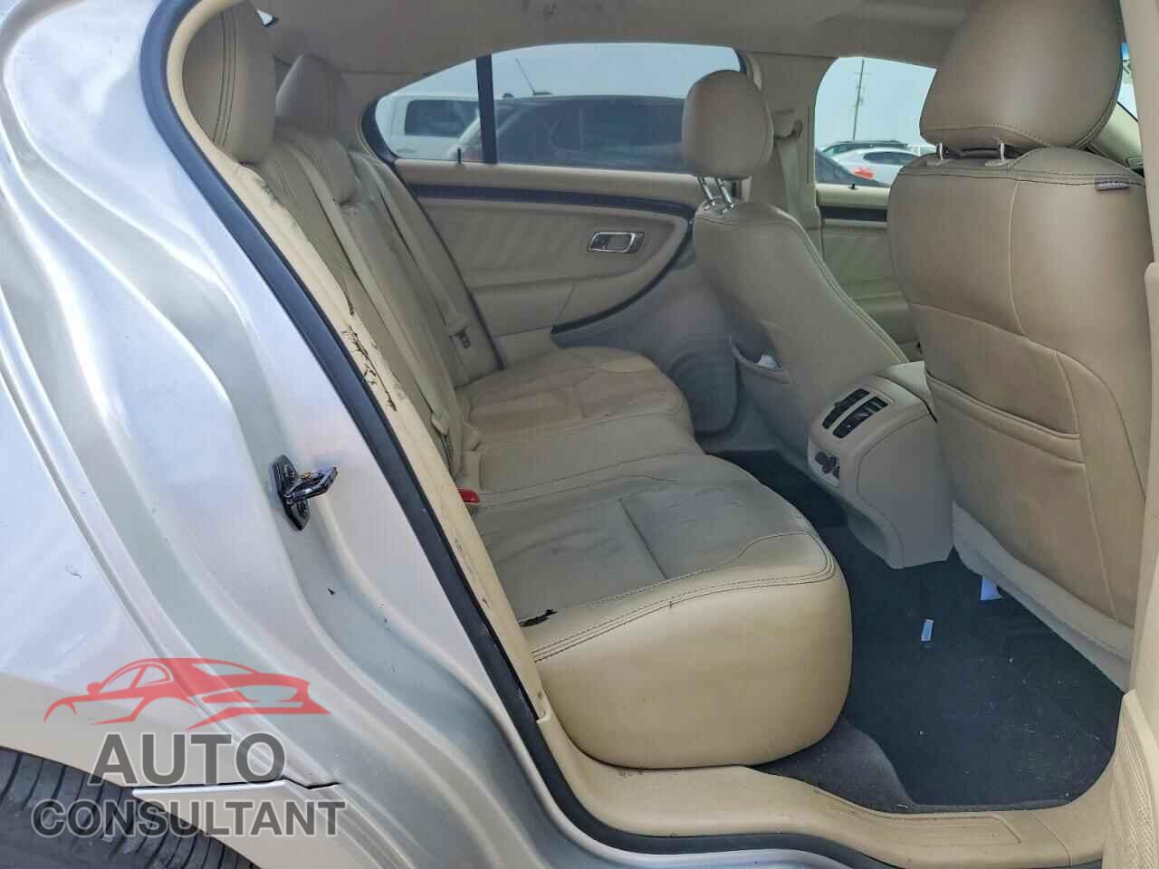 FORD TAURUS 2014 - 1FAHP2F89EG110623