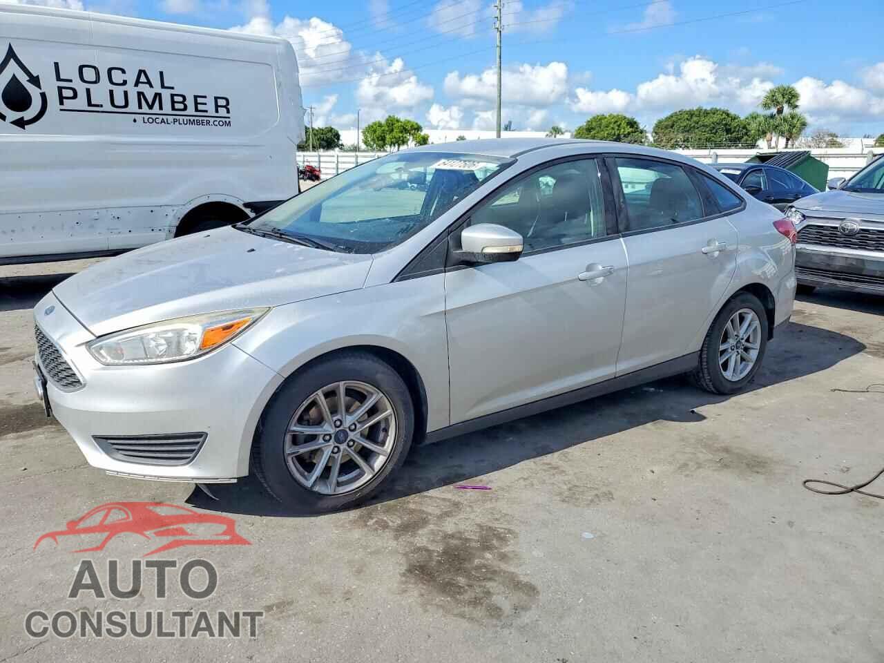 FORD FOCUS 2017 - 1FADP3F26HL264279