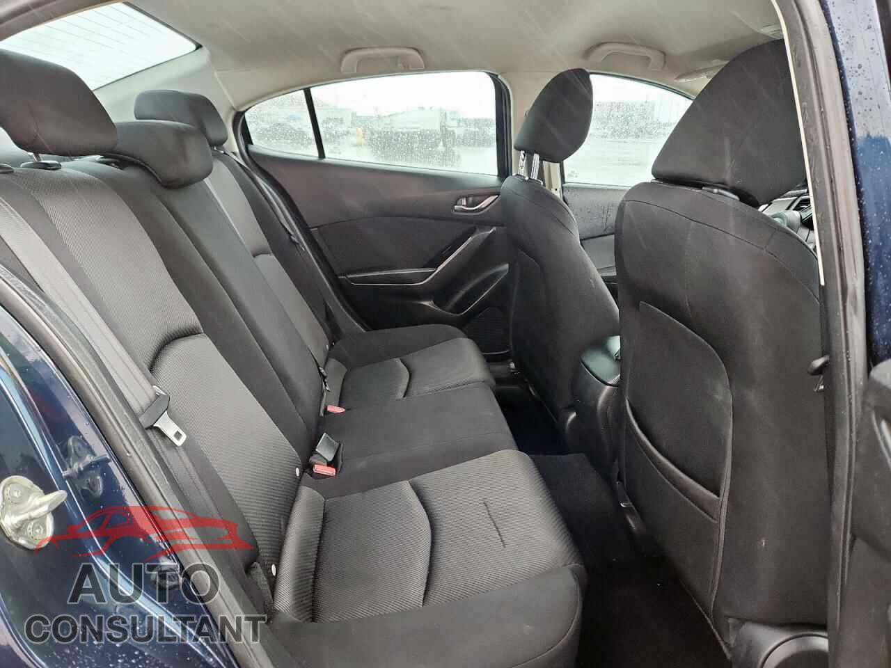 MAZDA 3 2017 - 3MZBN1U71HM113100