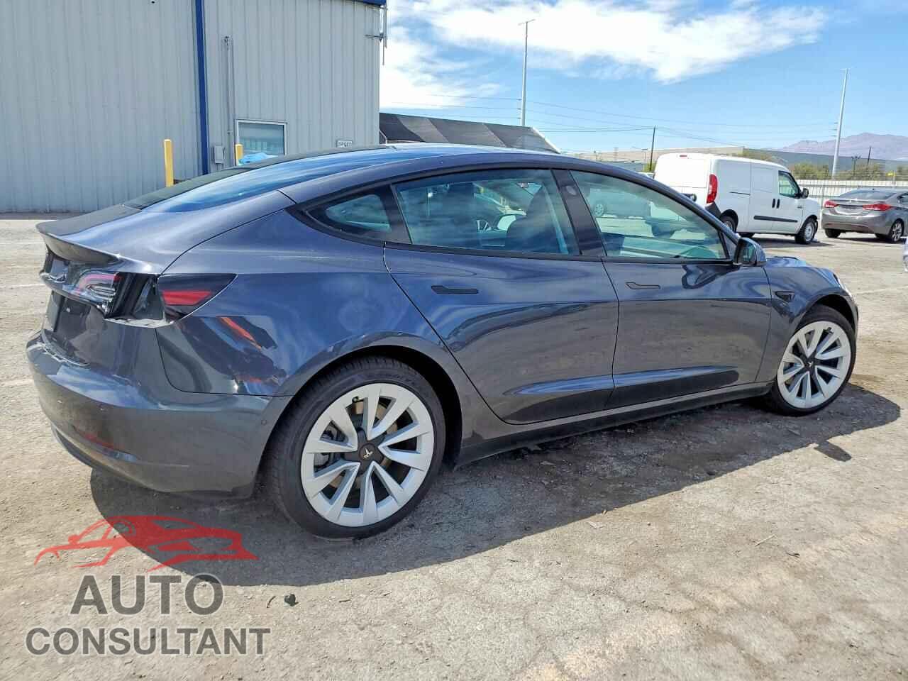TESLA MODEL 3 2021 - 5YJ3E1EA0MF072085