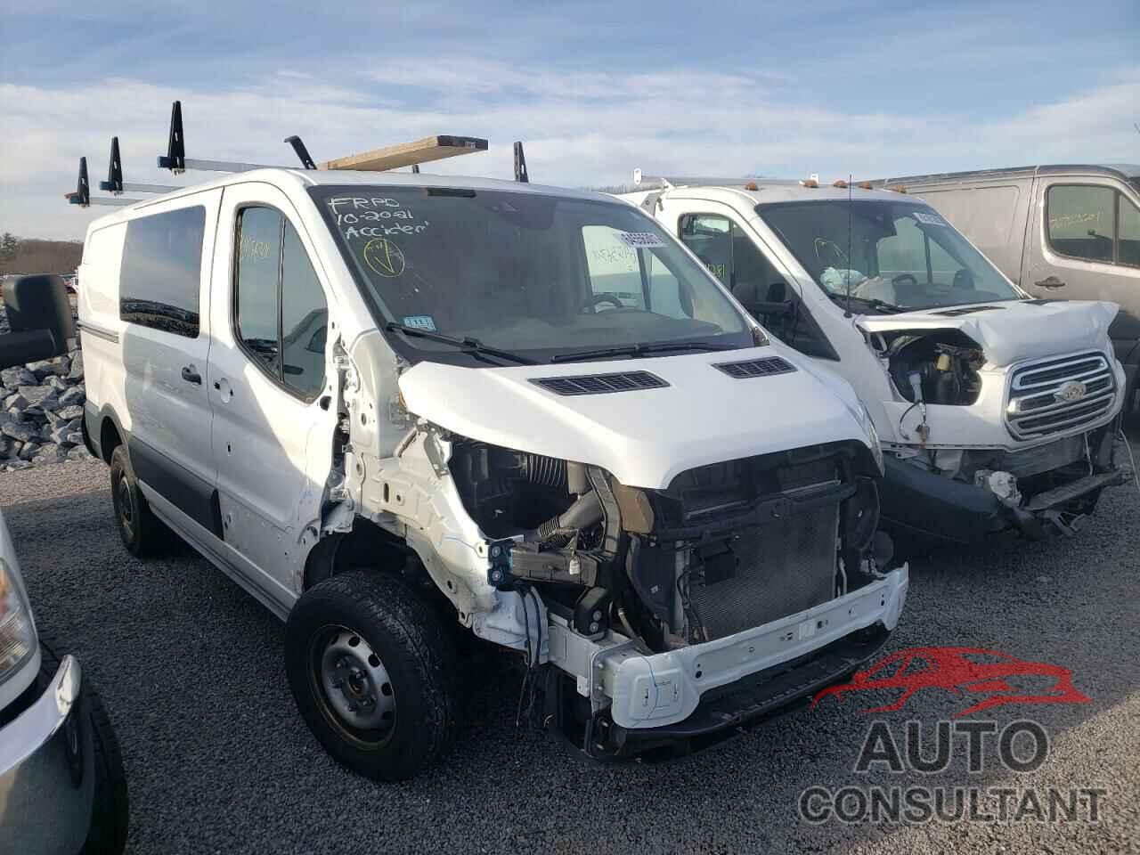 FORD TRANSIT CO 2018 - 1FTYR1YM3JKA06466