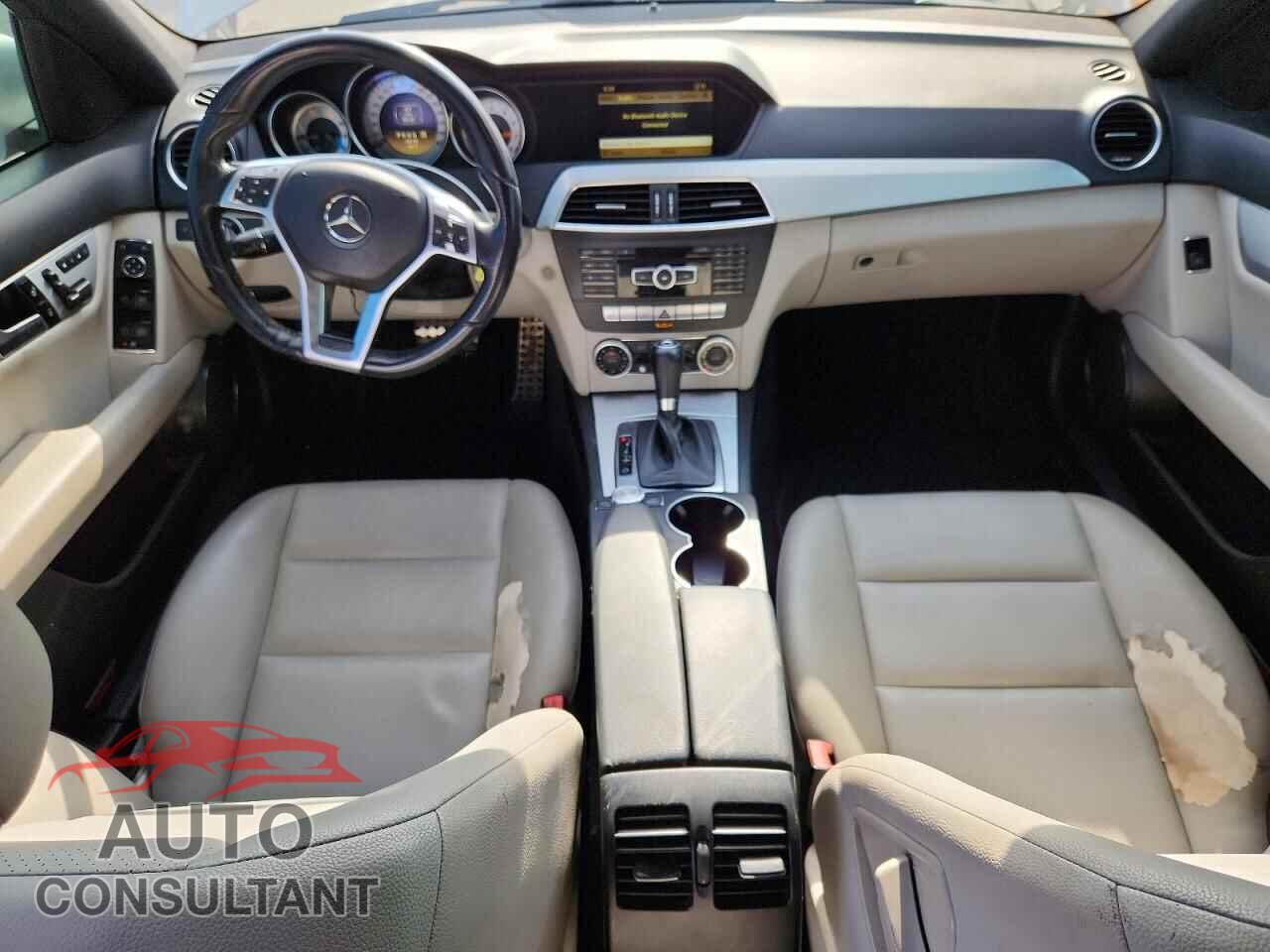 MERCEDES-BENZ C-CLASS 2012 - WDDGF4HBXCA615864