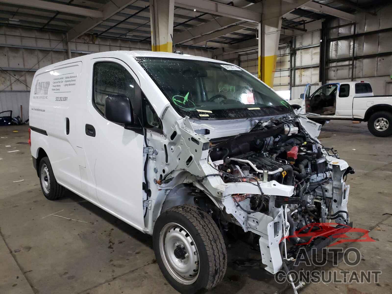 NISSAN NV 2020 - 3N6CM0KN8LK709215