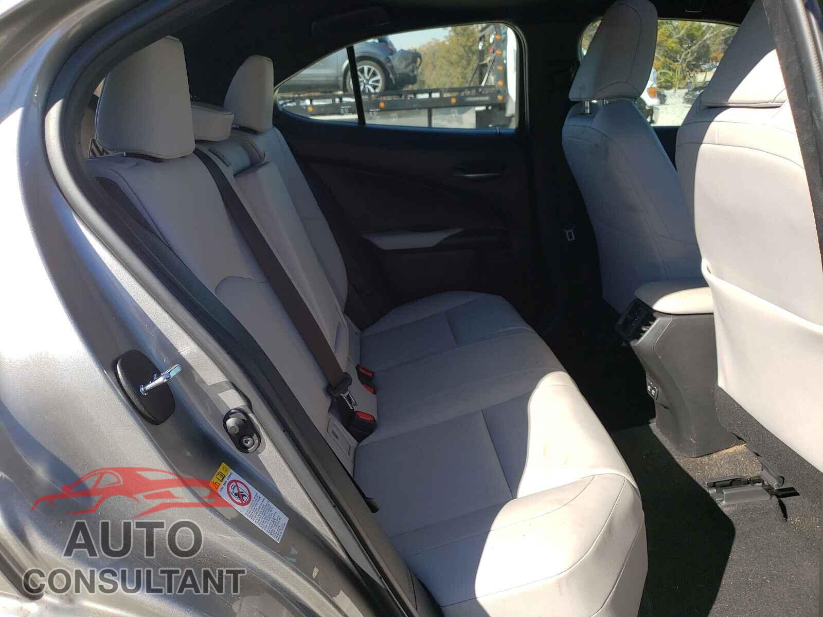 LEXUS UX 200 2019 - JTHY3JBHXK2007305