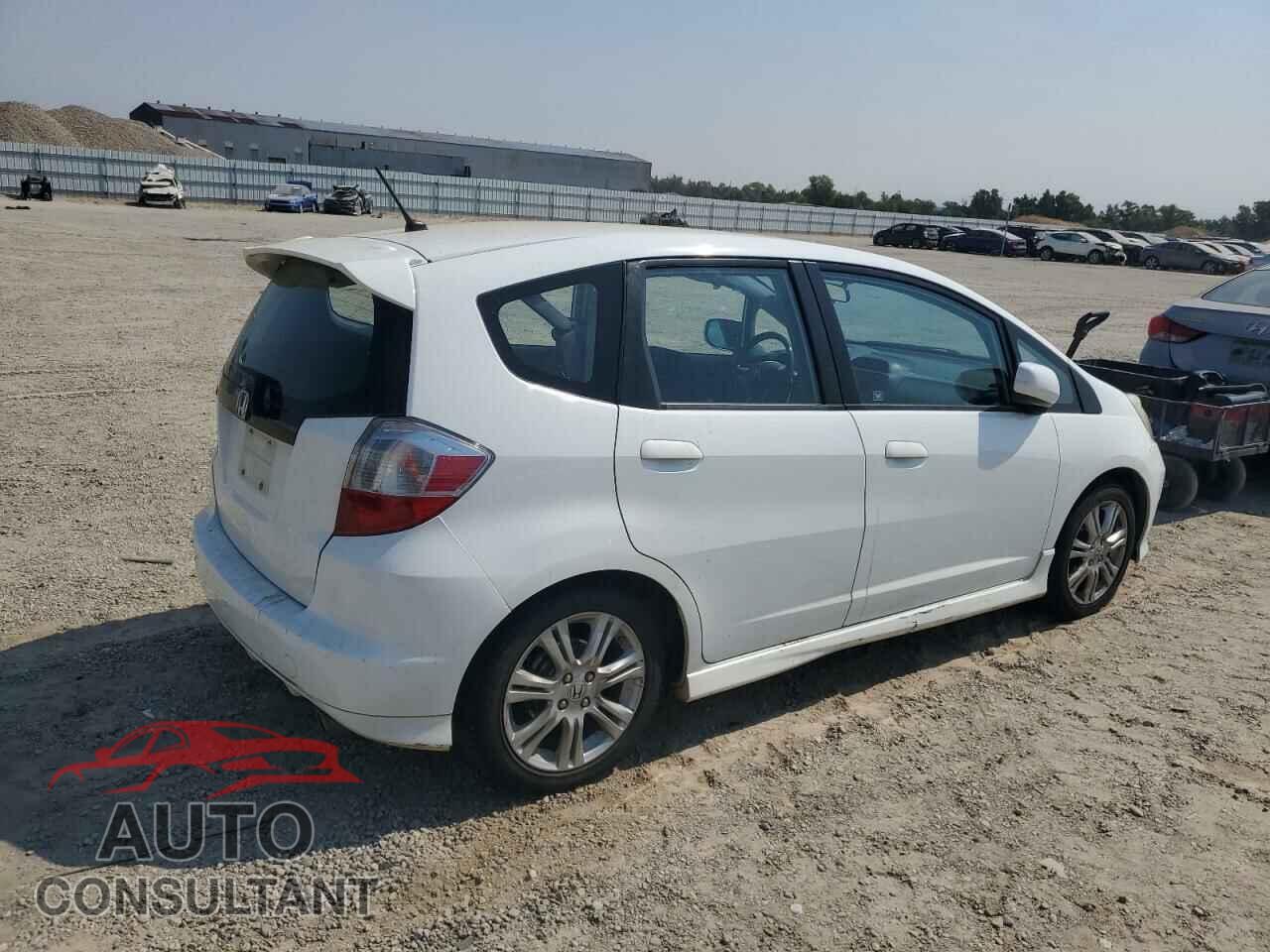 HONDA FIT 2011 - JHMGE8H61BS006810