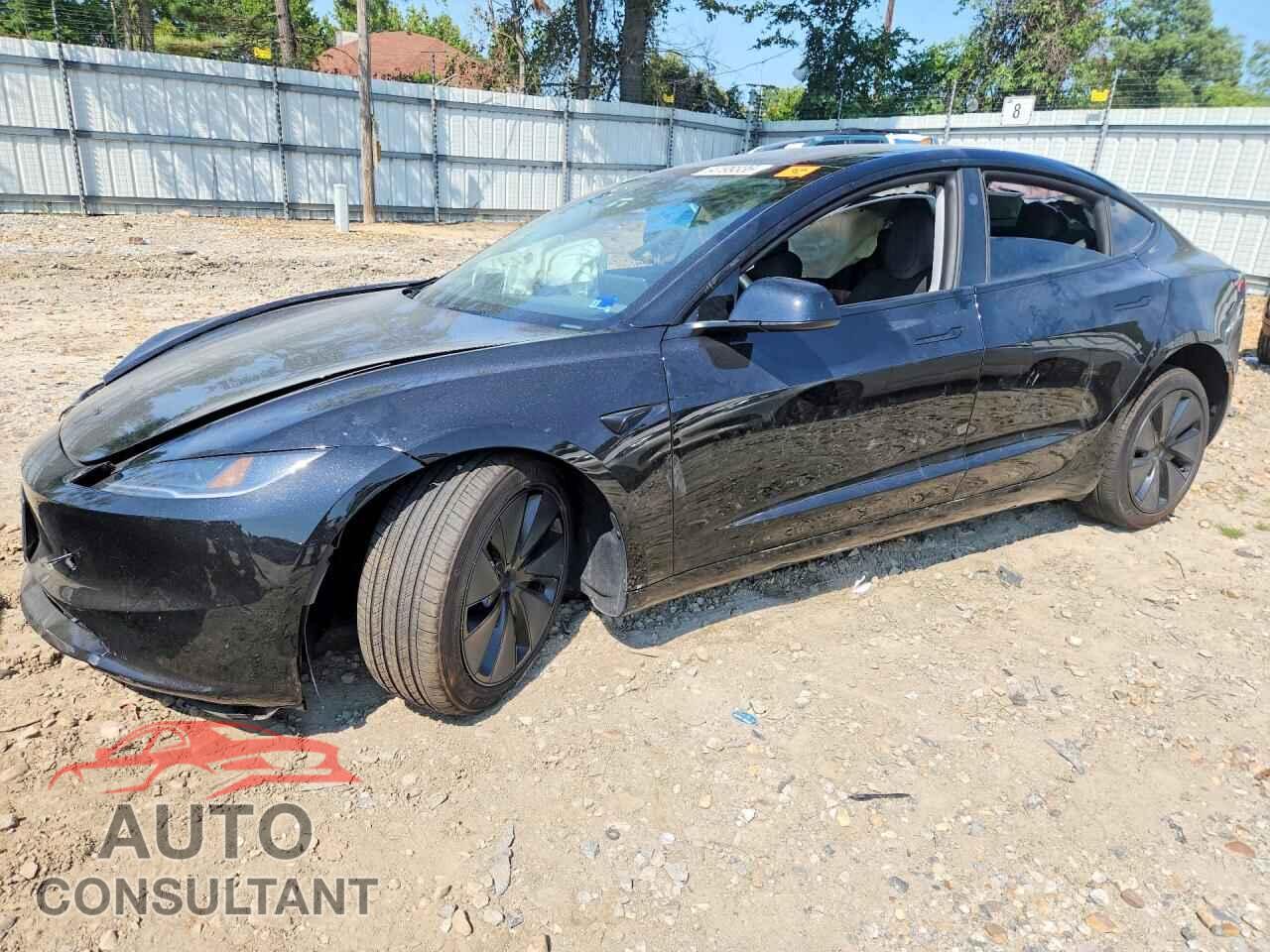 TESLA MODEL 3 2026 - 5YJ3E1EA8TF141023