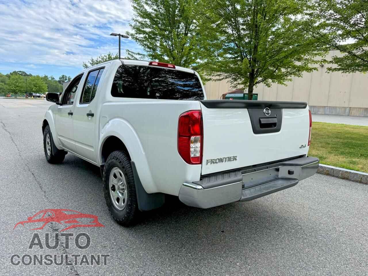 NISSAN FRONTIER 2015 - 1N6AD0EV4FN714607