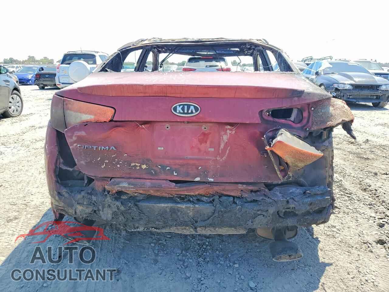 KIA OPTIMA 2012 - 5XXGR4A64CG004683