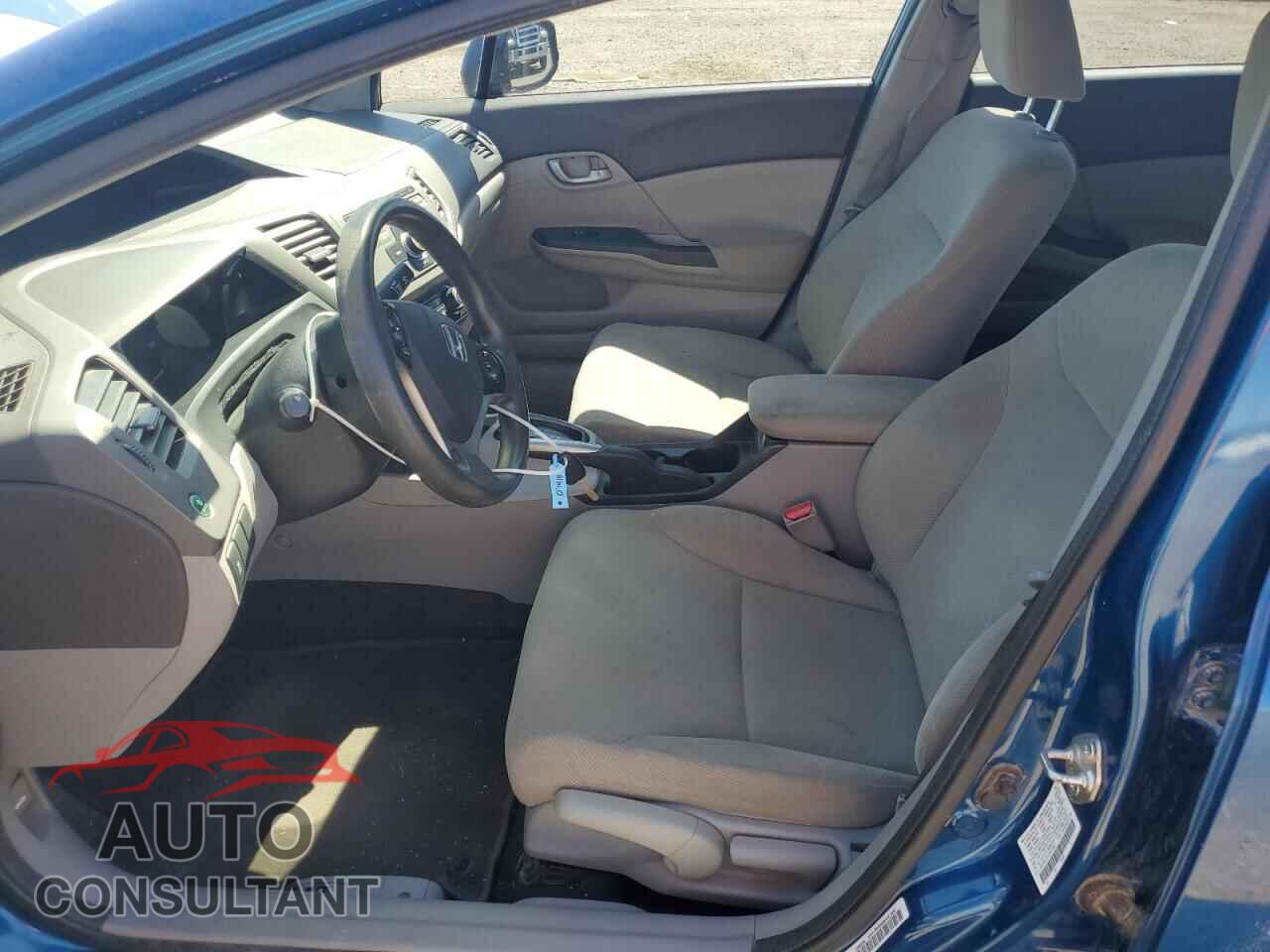 HONDA CIVIC 2012 - 2HGFB2F57CH572865