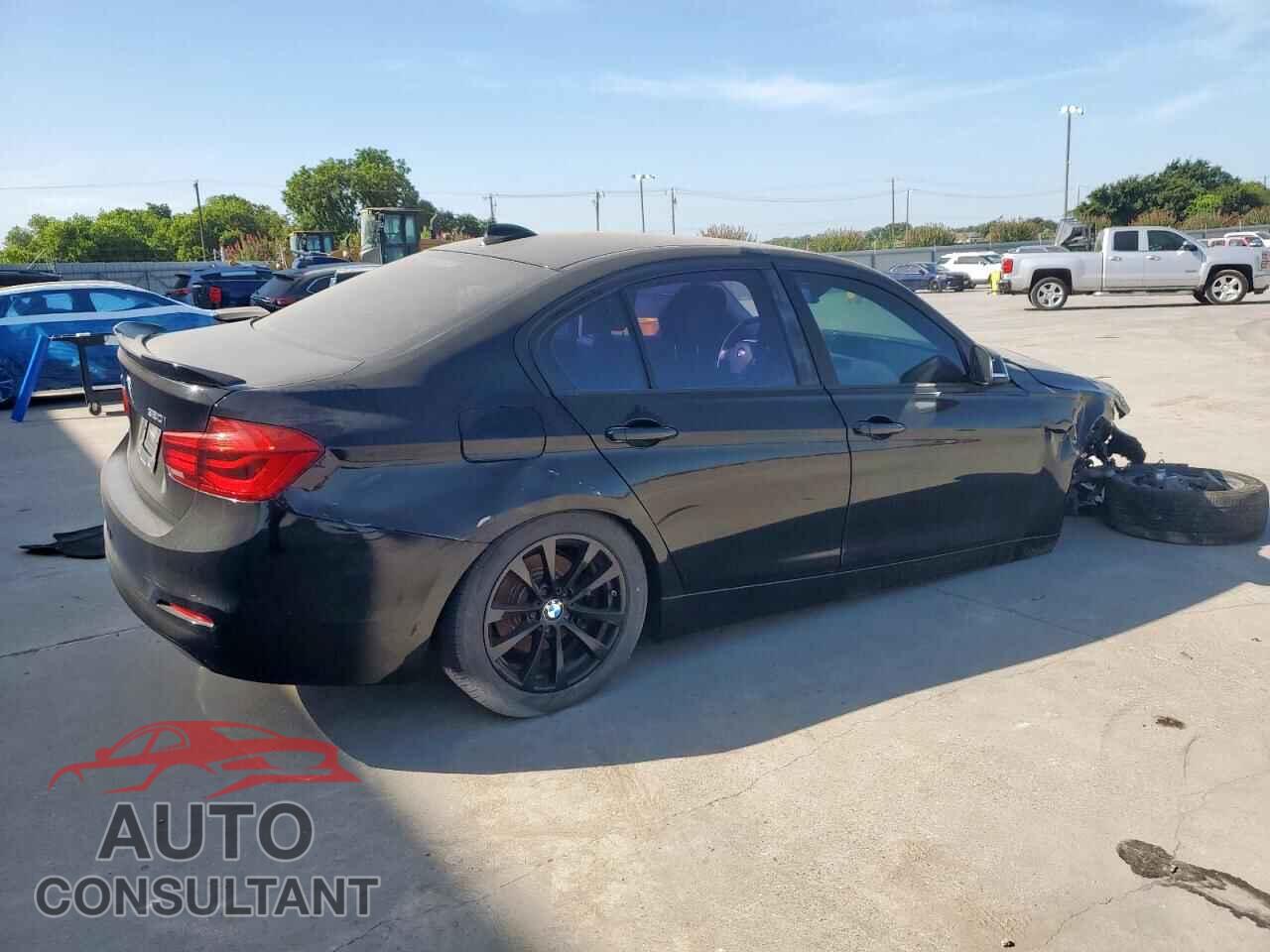 BMW 3 SERIES 2016 - WBA8E1G51GNU11039