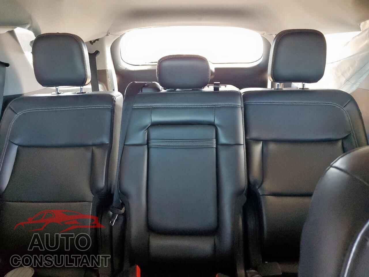 FORD EXPLORER 2023 - 1FMSK7DH6PGB73627
