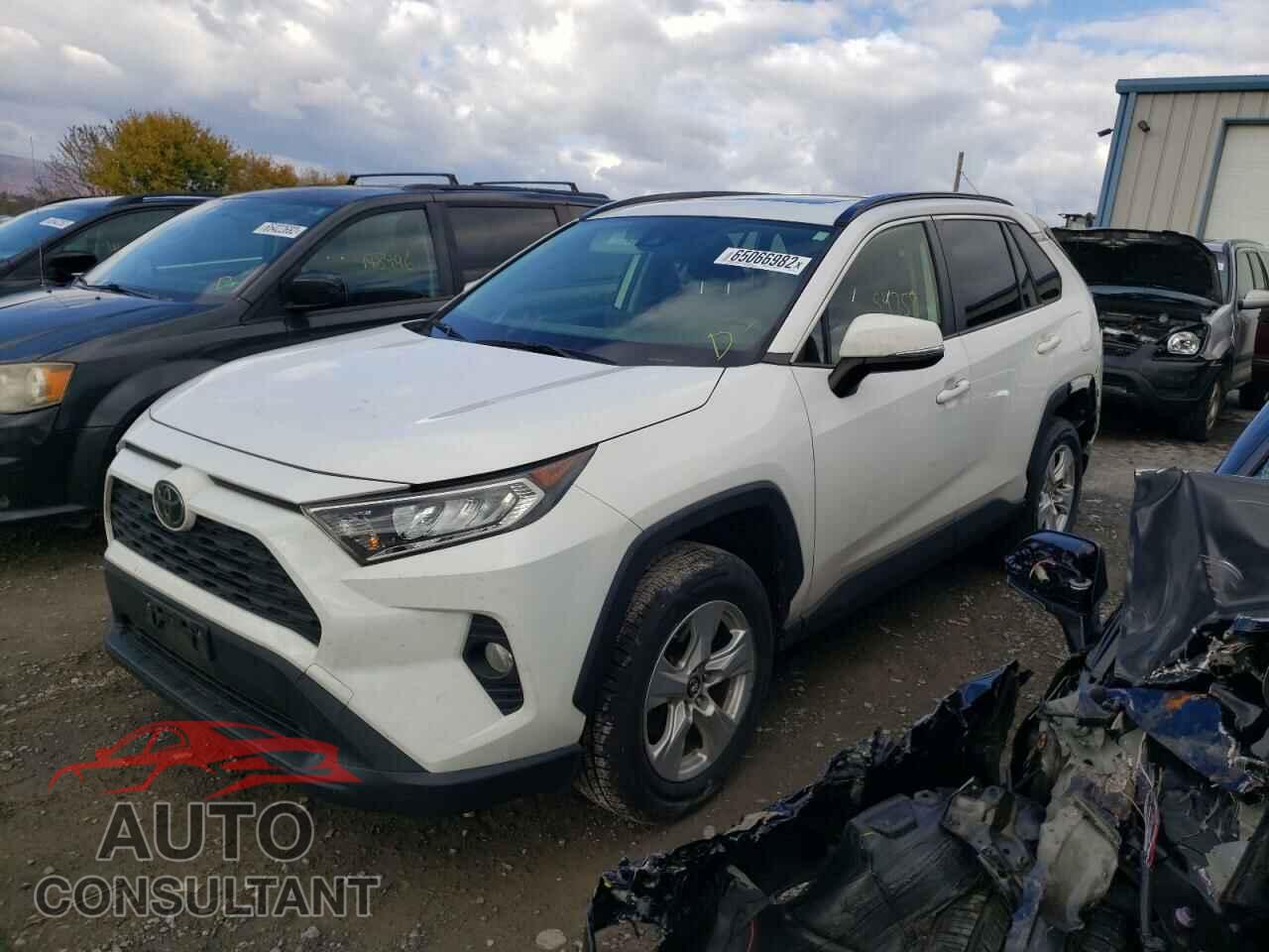 TOYOTA RAV4 2019 - JTMP1RFV8KJ019234