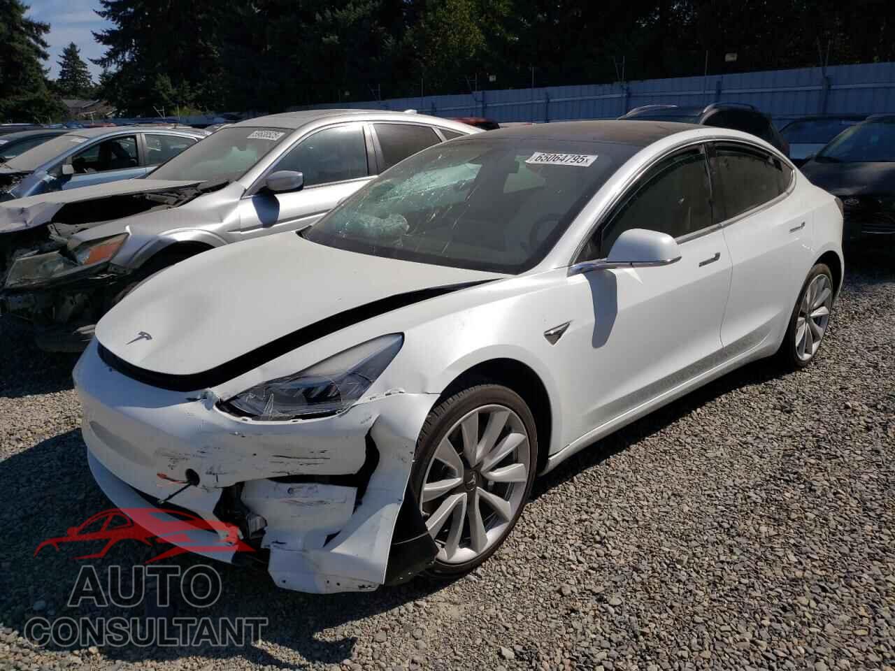TESLA MODEL 3 2018 - 5YJ3E1EB8JF135535