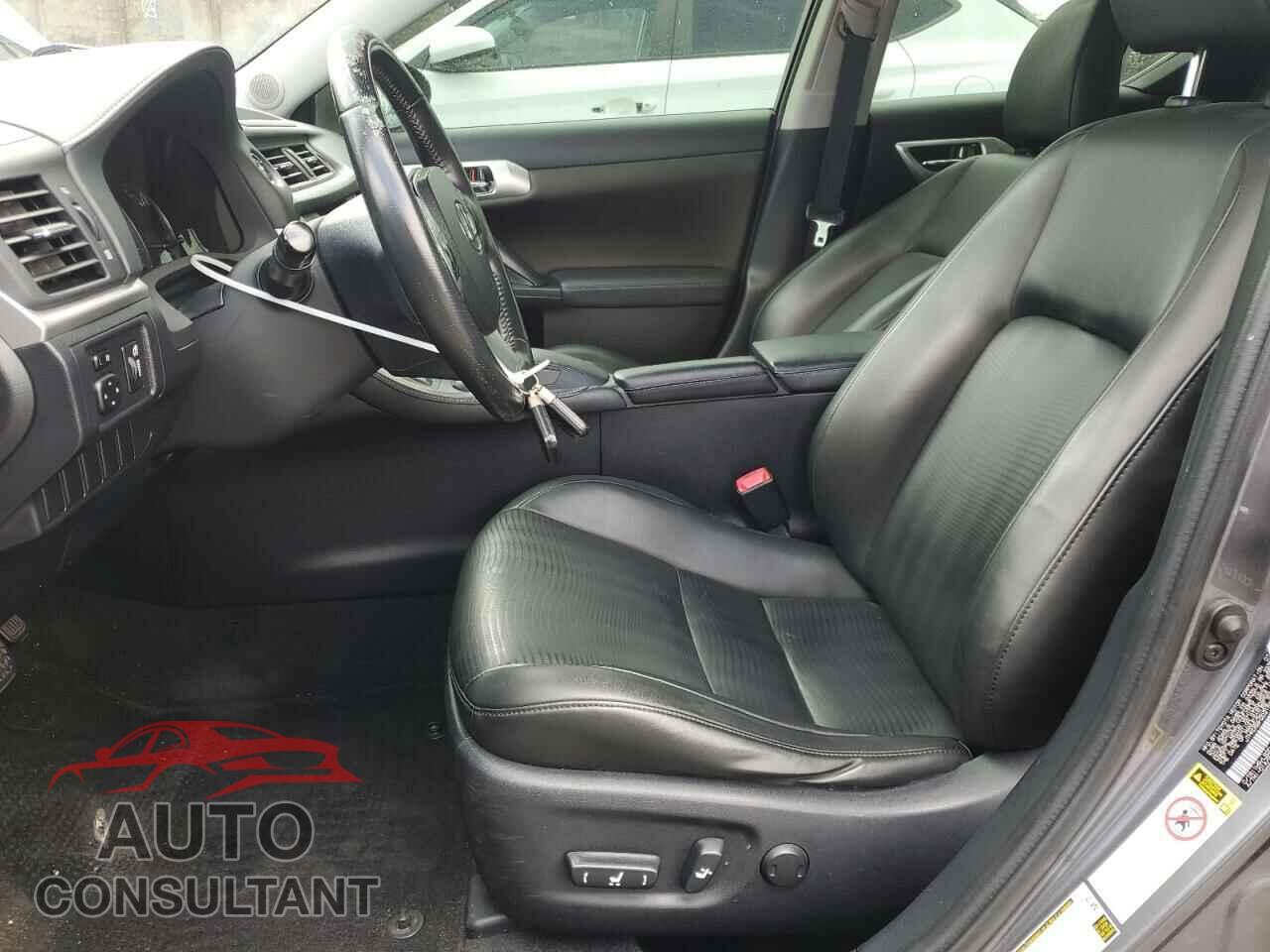 LEXUS CT 200 2013 - JTHKD5BH2D2159107