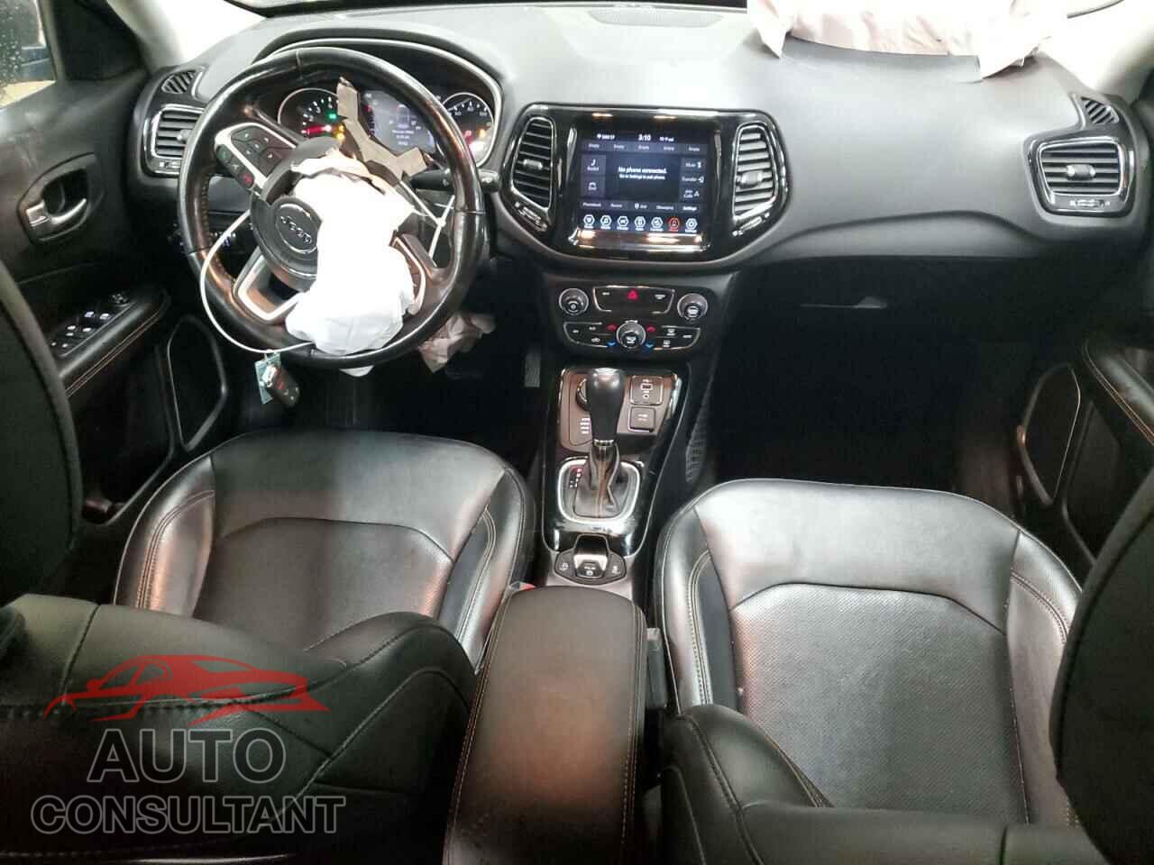 JEEP COMPASS 2020 - 3C4NJDCB0LT160457