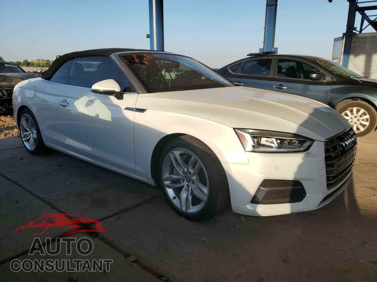 AUDI A5 2019 - WAUYNGF52KN003081