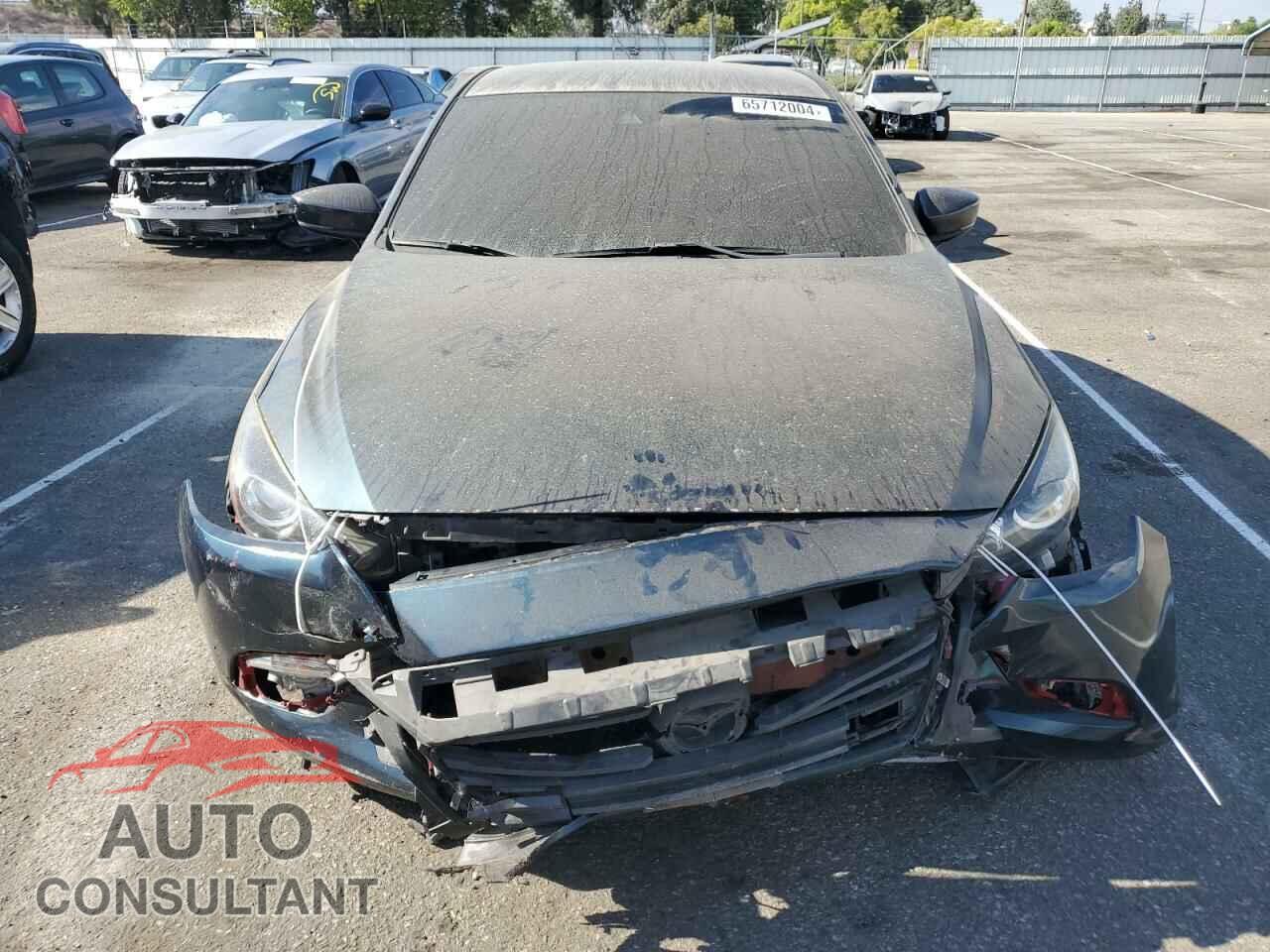 MAZDA 3 2017 - 3MZBN1L71HM128892