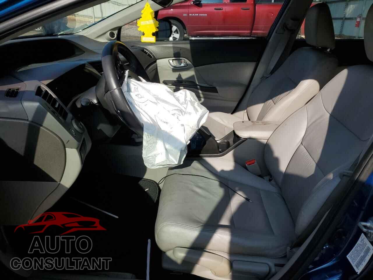HONDA CIVIC 2012 - 2HGFB2F95CH506883