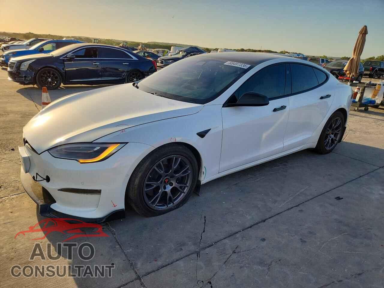 TESLA MODEL S 2022 - 5YJSA1E68NF460038