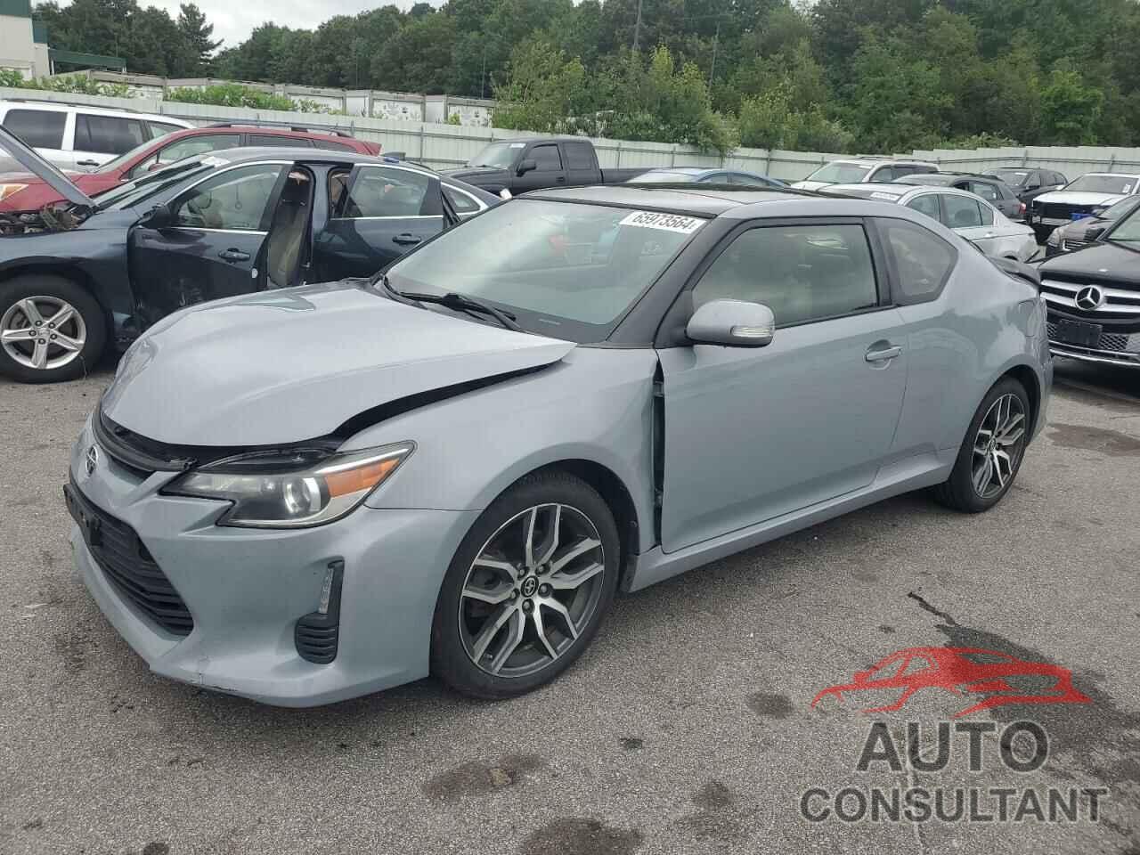 TOYOTA SCION 2016 - JTKJF5C72GJ020188