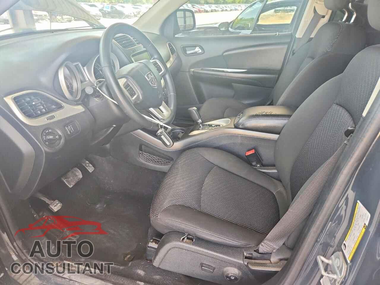 DODGE JOURNEY 2018 - 3C4PDCBB6JT310371