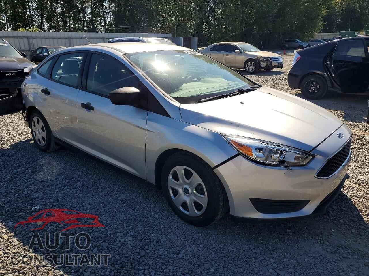 FORD FOCUS 2017 - 1FADP3E29HL325643
