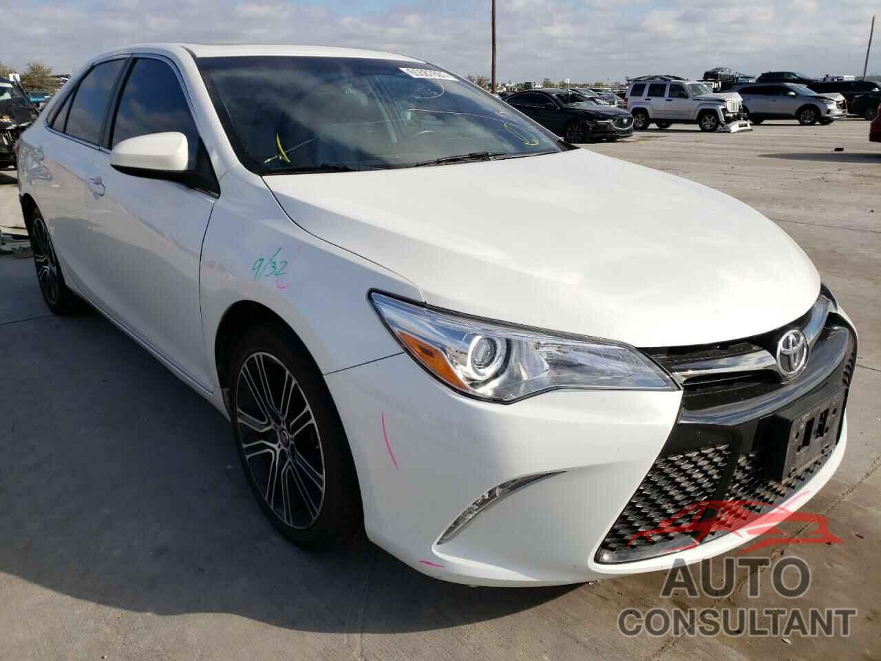 TOYOTA CAMRY 2016 - 4T1BF1FK4GU502823
