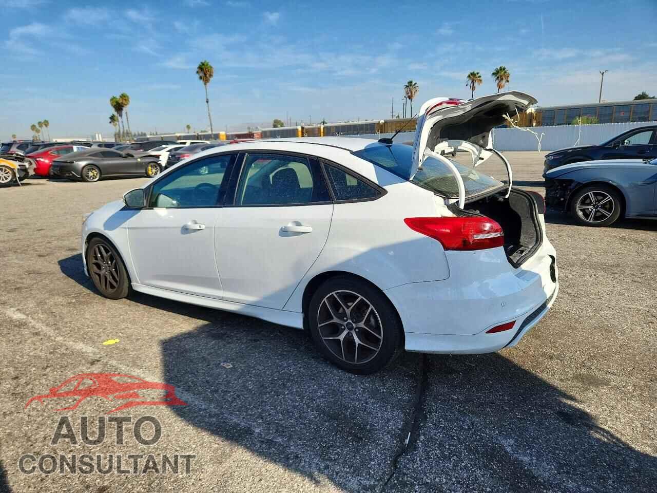 FORD FOCUS 2016 - 1FADP3F26GL306299