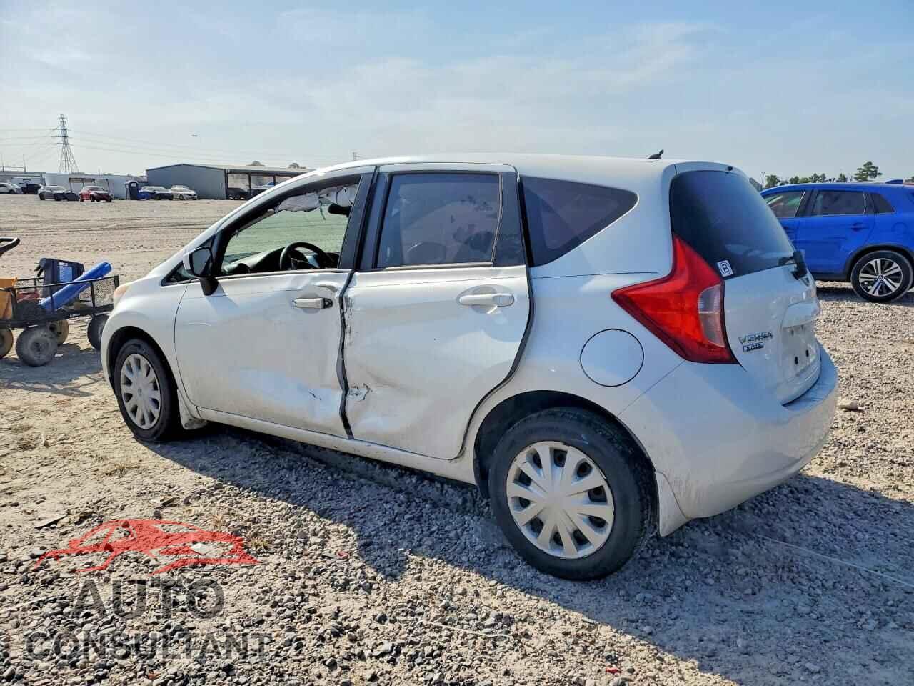 NISSAN VERSA 2015 - 3N1CE2CP4FL398556