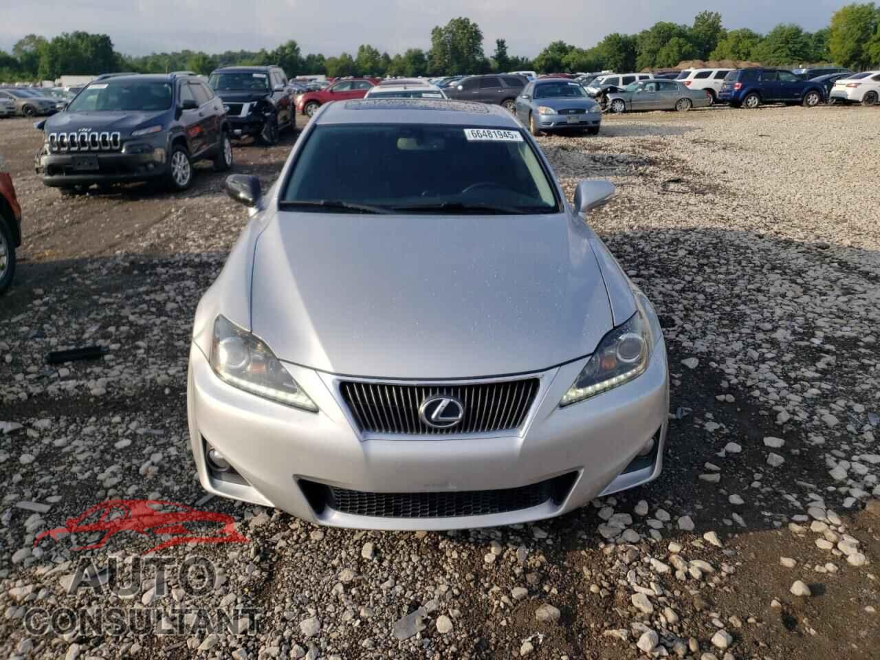 LEXUS IS 2012 - JTHCF5C27C5057081