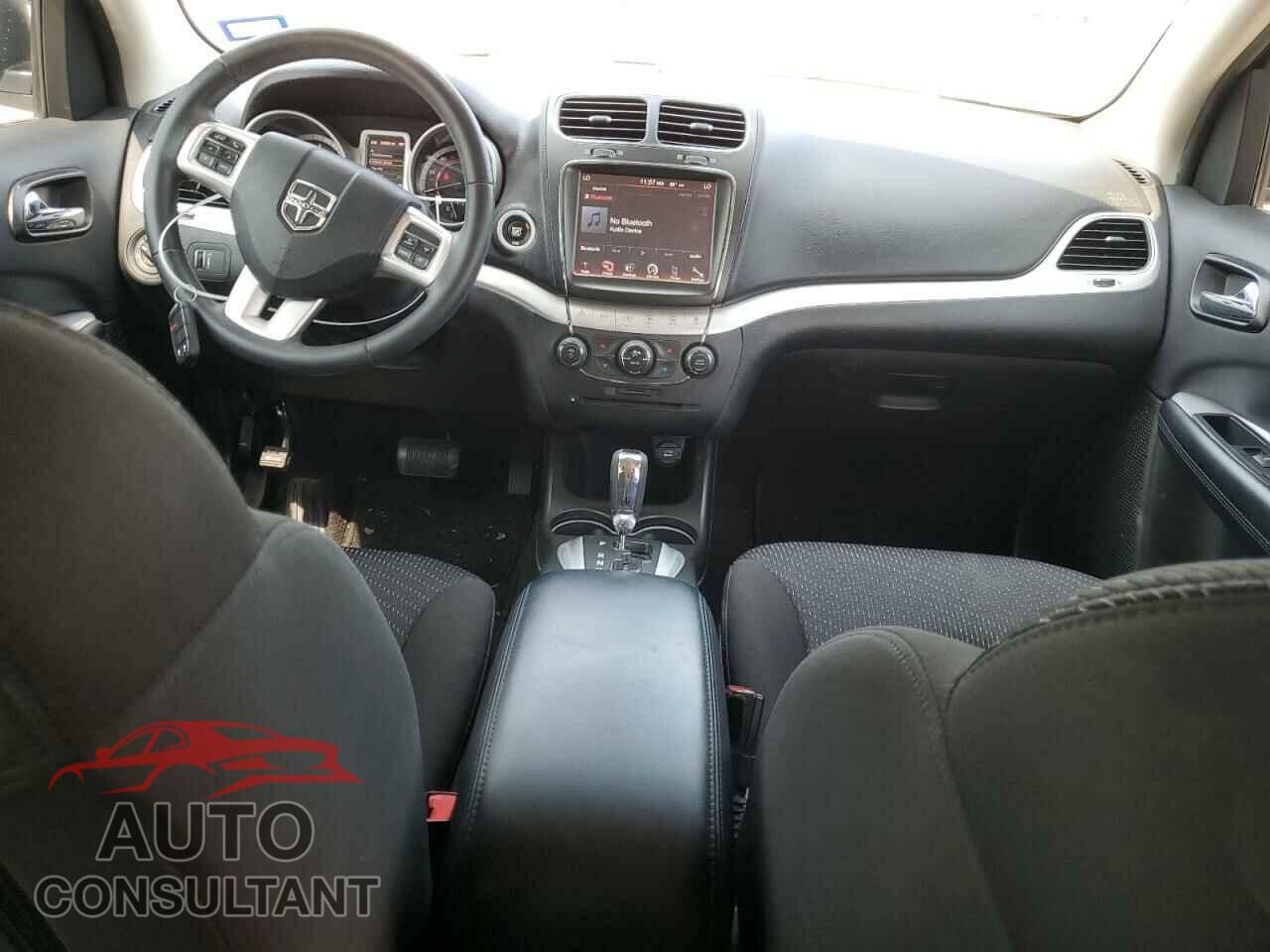 DODGE JOURNEY 2017 - 3C4PDCBG5HT676246