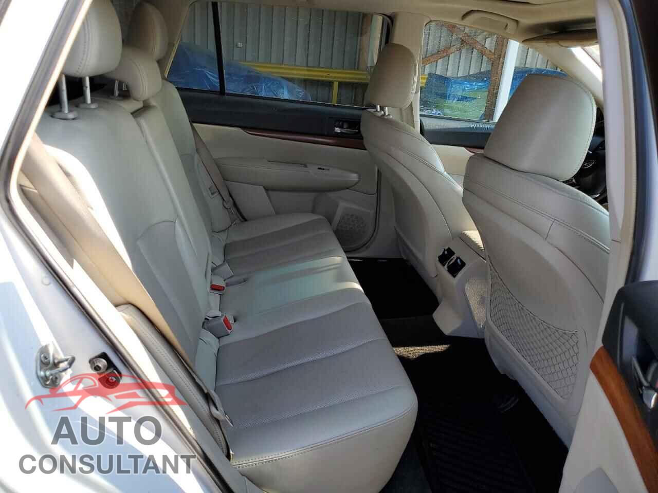 SUBARU OUTBACK 2014 - 4S4BRCMC2E3270983