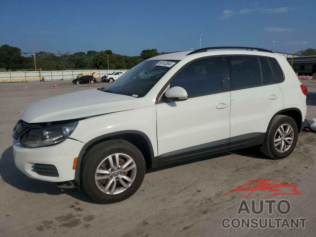 VOLKSWAGEN TIGUAN 2016 - WVGAV7AX7GW583065