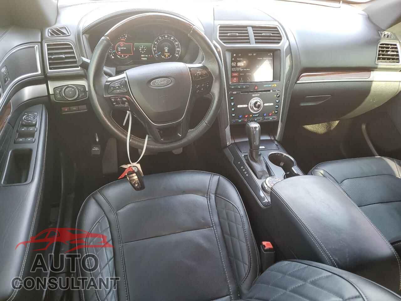 FORD EXPLORER 2018 - 1FM5K8HT9JGB97591