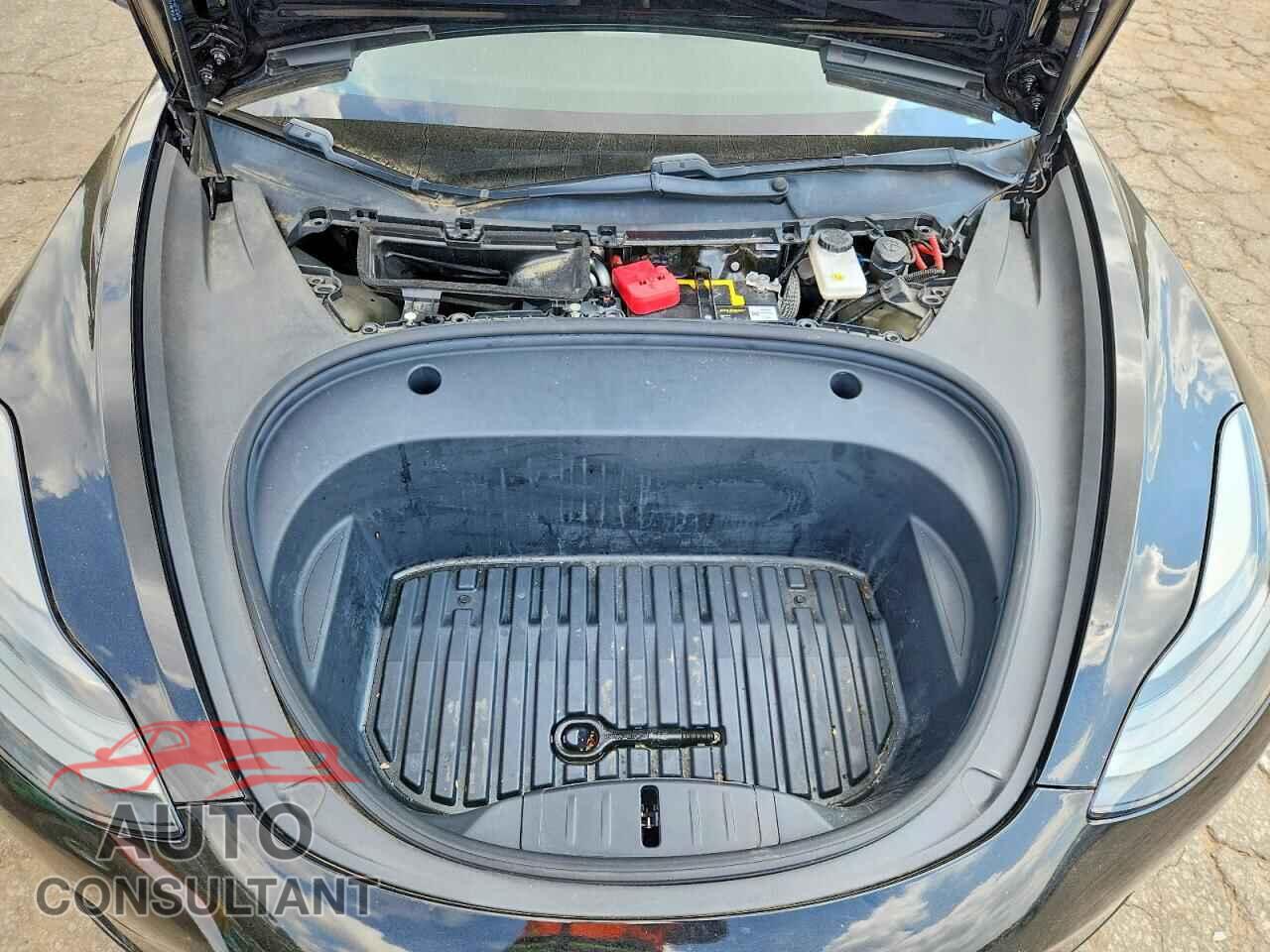 TESLA MODEL 3 2021 - 5YJ3E1EB4MF961013