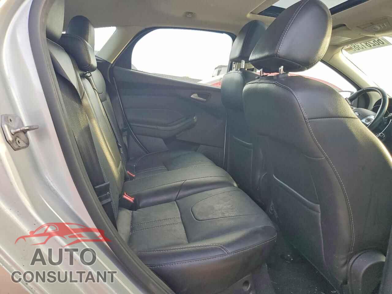 FORD FOCUS 2014 - 1FADP3K28EL210158