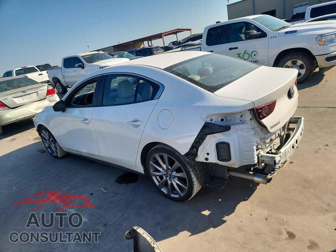 MAZDA 3 2019 - JM1BPACL6K1112055