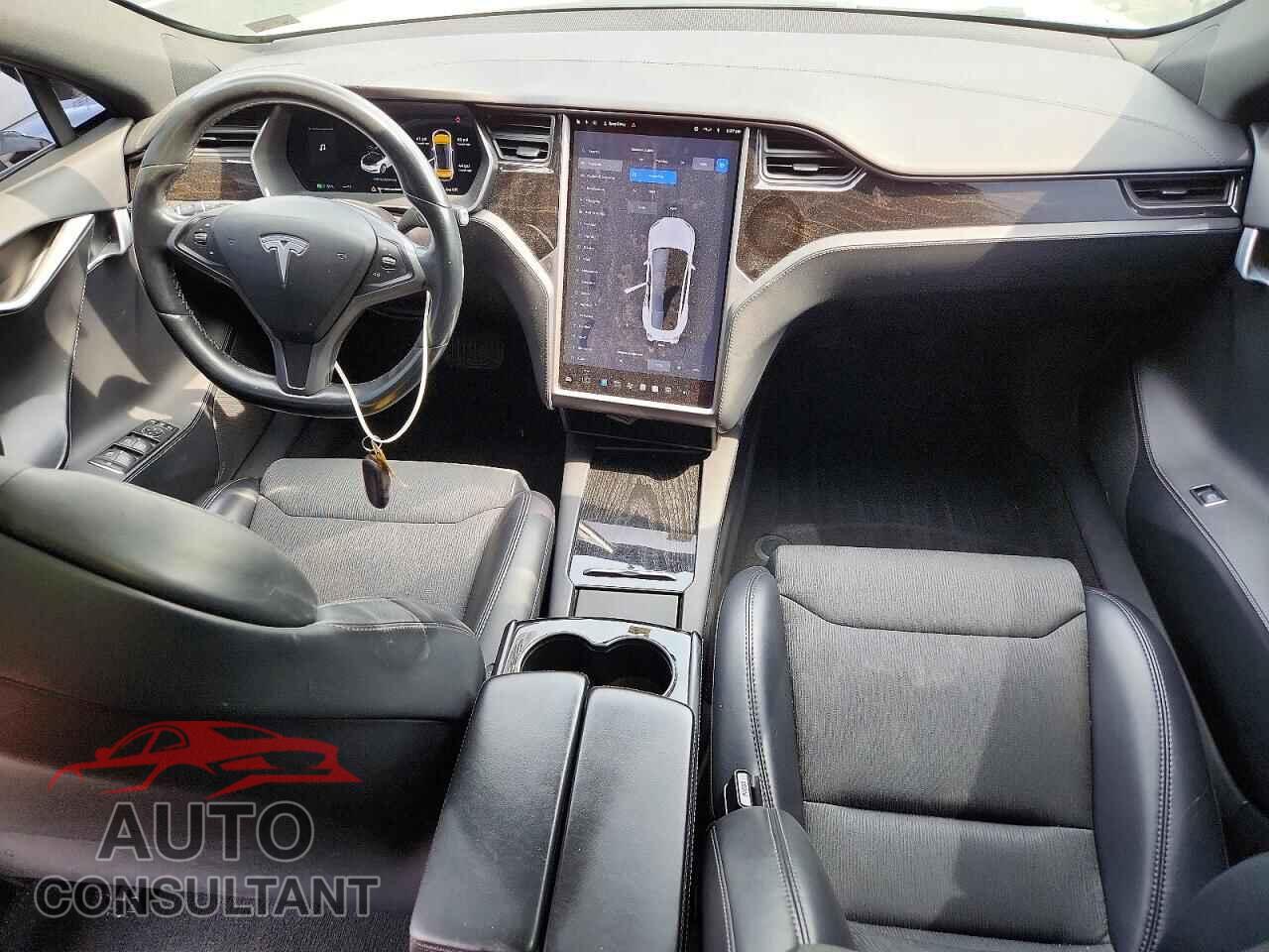 TESLA MODEL S 2018 - 5YJSA1E24JF294852