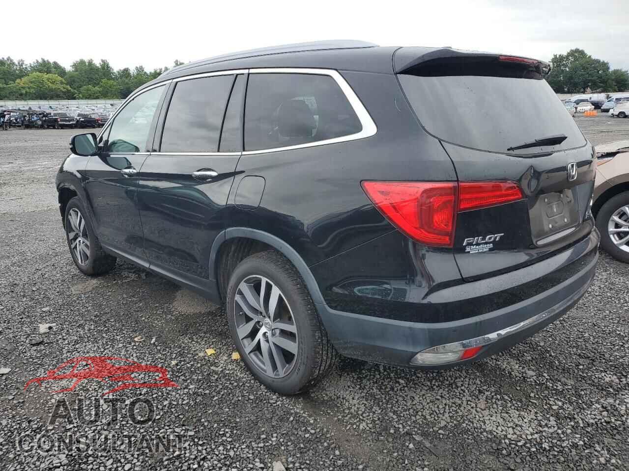 HONDA PILOT 2017 - 5FNYF6H99HB021613