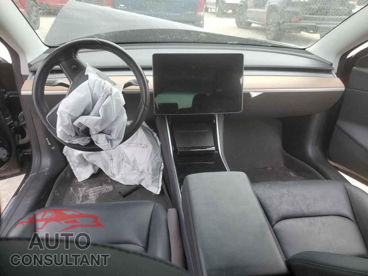 TESLA MODEL 3 2019 - 5YJ3E1EAXKF324616