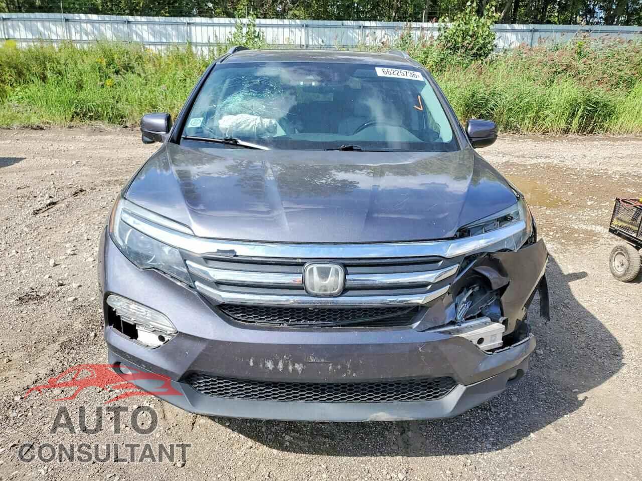 HONDA PILOT 2017 - 5FNYF6H62HB104077