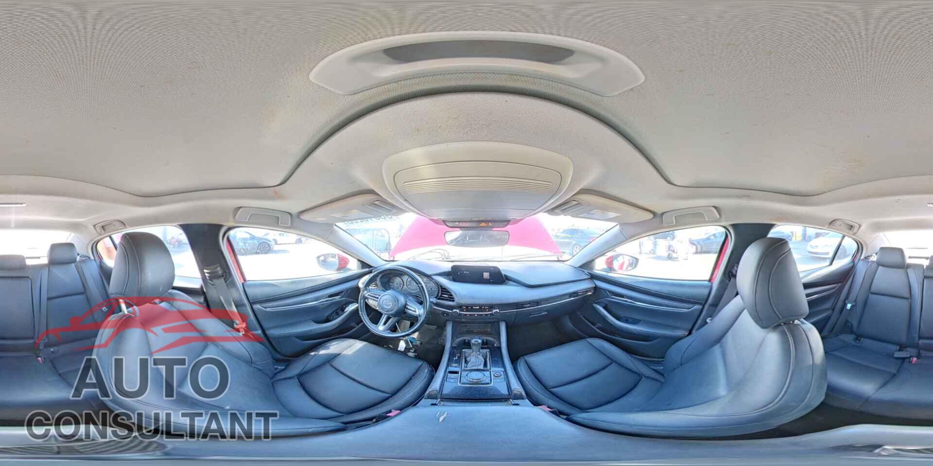 MAZDA 3 2021 - JM1BPACL4M1326108