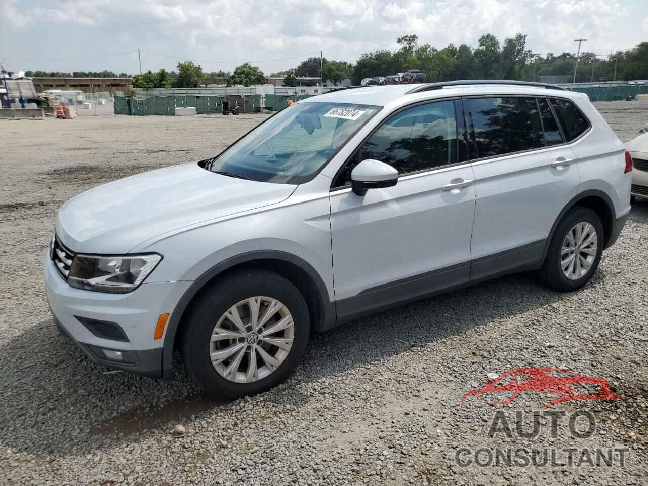 VOLKSWAGEN TIGUAN 2018 - 3VV1B7AX2JM033990