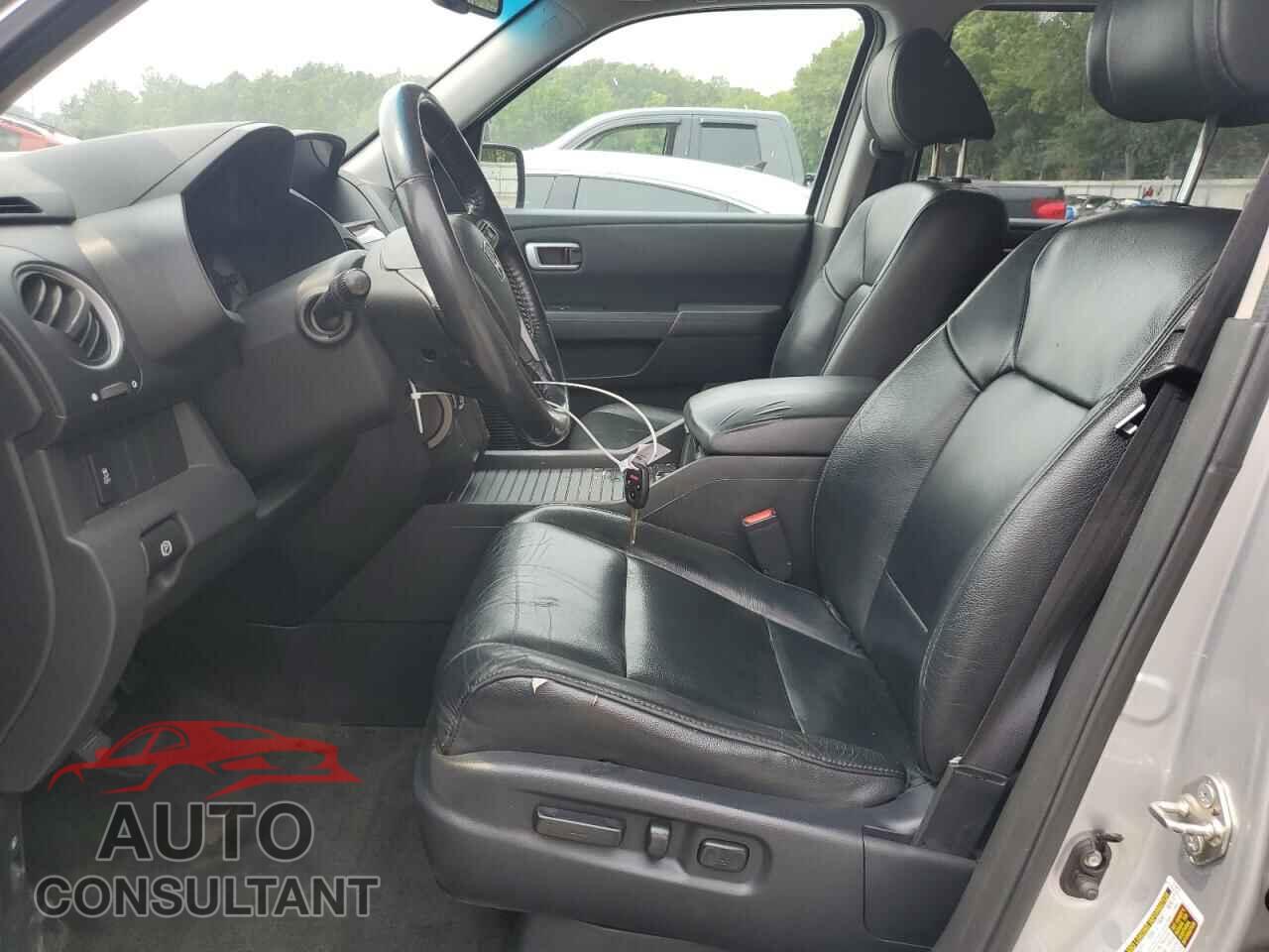HONDA PILOT 2013 - 5FNYF4H57DB080185