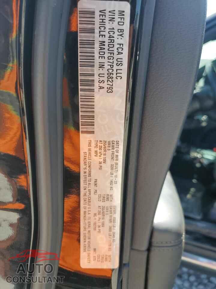 DODGE DURANGO 2023 - 1C4RDJFG7PC682793
