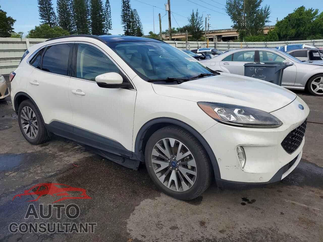FORD ESCAPE 2020 - 1FMCU0DZXLUA39522